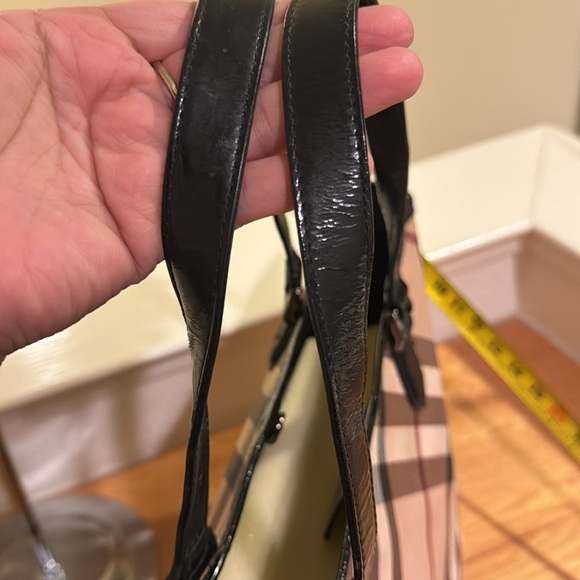 Burberry Novacheck Tote - Picture 4 of 11